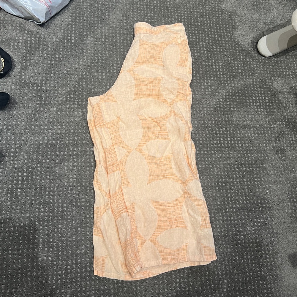 Joie Peach & Cream Printed Capris - Picture 2 of 5
